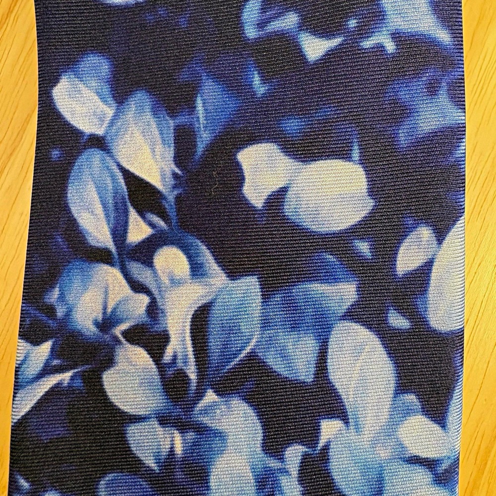 Collection by Michael Strahan Men's Blue Floral Flower 100% Silk Woven Tie